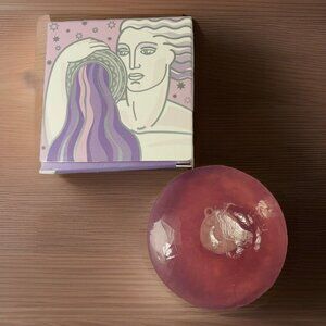 Avon Aquarius Medallion Inside Perfumed Bar Soap Wrap and Box Circa 1999 Vintage